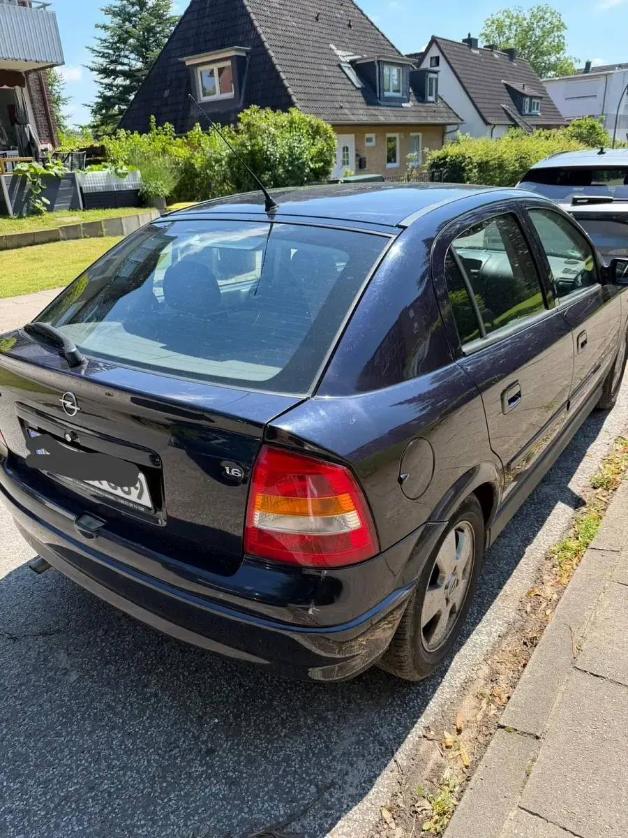 Gebraucht Opel Astra 100 PS (73 kW) 2003 Blau Limousine