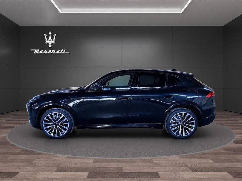 Neu Maserati Grecale 330 PS (242 kW) 2025 Nero tempesta SUV