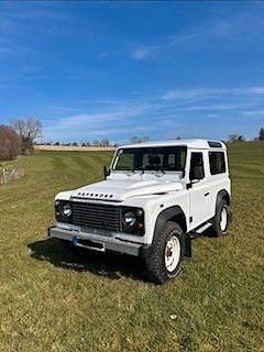 Gebraucht Land Rover Defender 122 PS (89 kW) 2014 Weiß Kombi