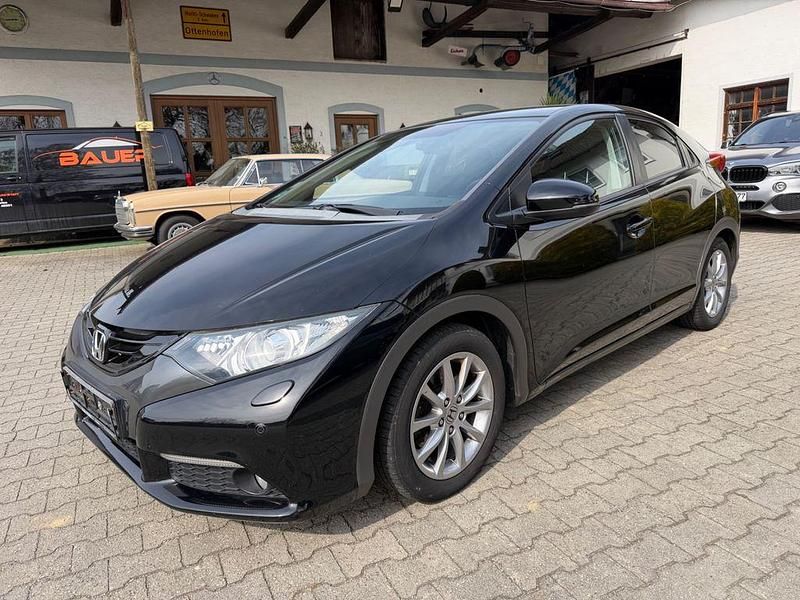 Gebraucht Honda Civic Lifestyle 141 PS (103 kW) 2013 Schwarz Limousine