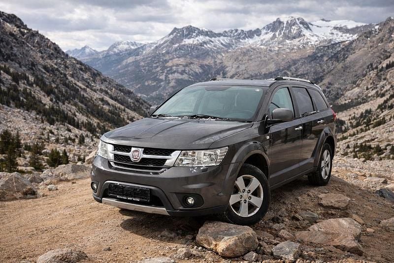 Gebraucht Fiat Freemont 170 PS (125 kW) 2014 Grau SUV