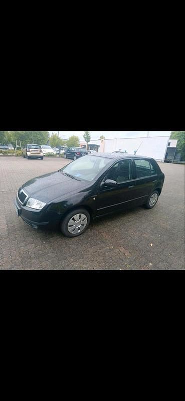 Schwarz Gebraucht 2004 Skoda Fabia Kleinwagen | 1.000 € (Guter Preis) - Bild 1/4