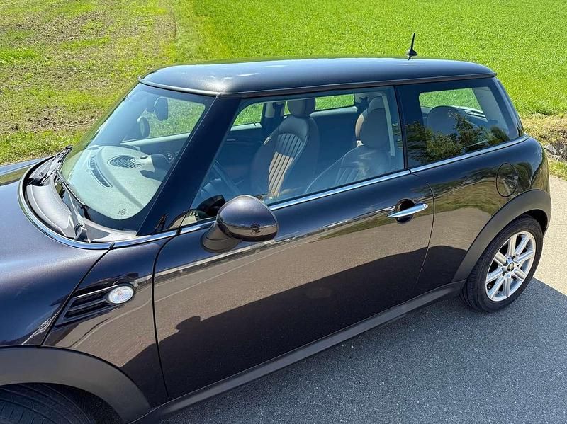 Second-hand Mini Cooper Chili 122 CP (89 kW) 2013 Maro Hatchback