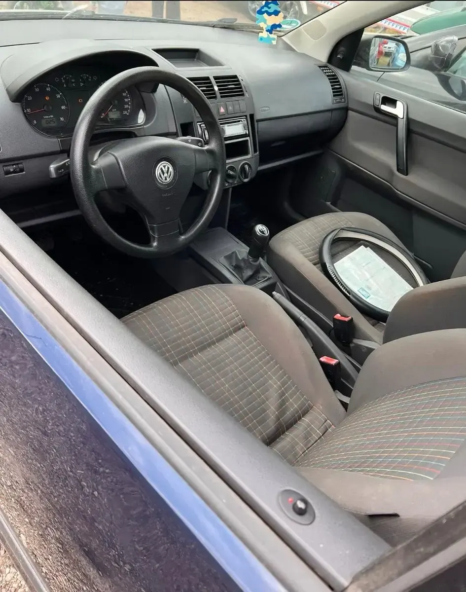 Gebraucht VW Polo 65 PS (47 kW) 2009 Blau Kleinwagen