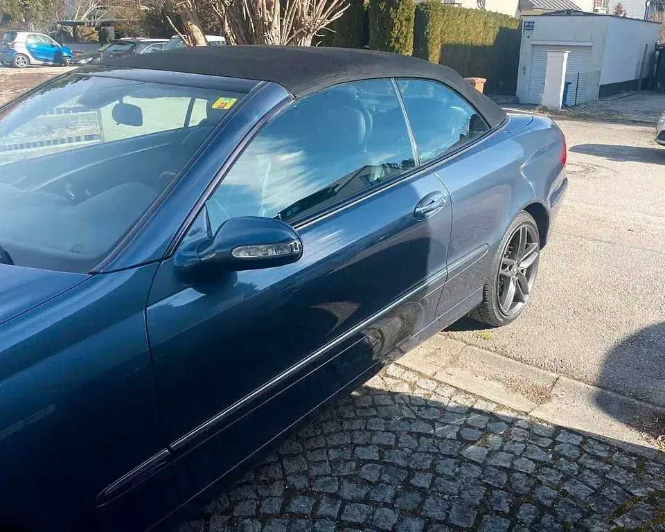 Gebraucht Mercedes CLK280 Avantgarde 231 PS (169 kW) 2006 Blau Cabrio