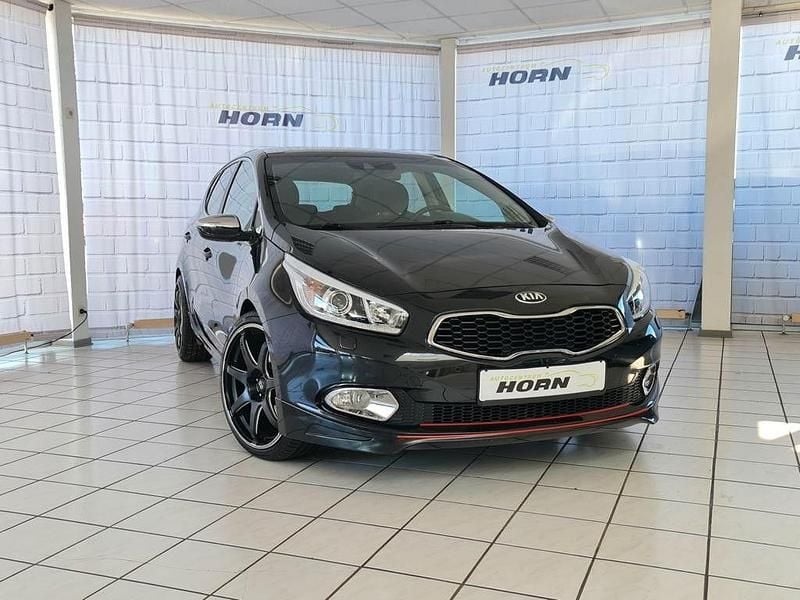 Gebraucht Kia Ceed Platinum Edition 135 PS (99 kW) 2015 (1k) zilinaschwarz met. Kleinwagen