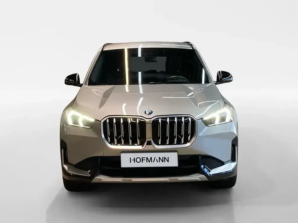 Gebraucht BMW X1 xLine 156 PS (114 kW) 2024 Spacesilber metallic SUV