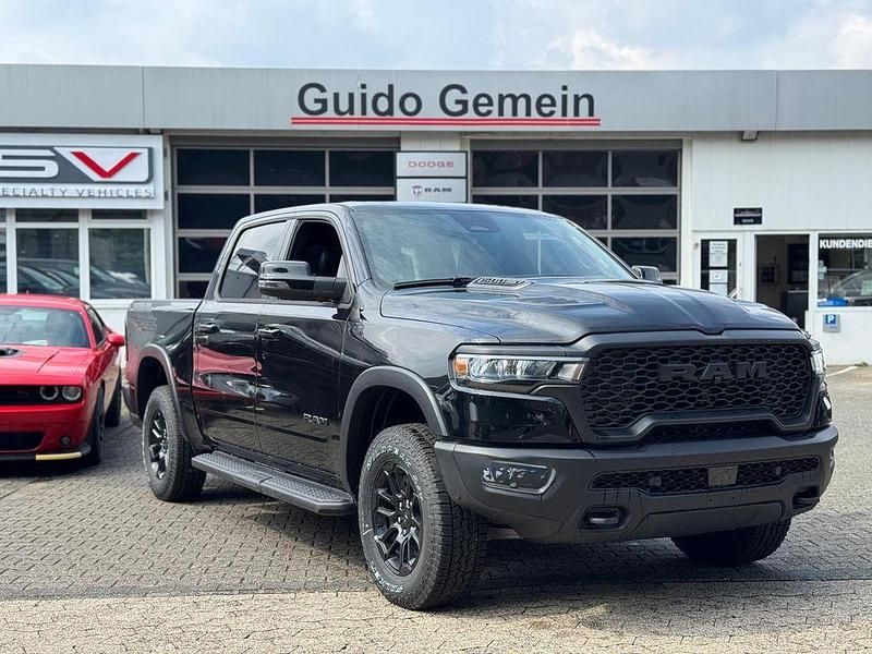 Schwarz Neu 2025 Dodge Ram Abholung | 83.800 € (Teuer) - Bild 1/4