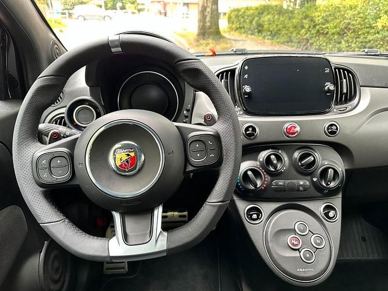 Second-hand Abarth 595 165 CP (121 kW) 2022 Negru