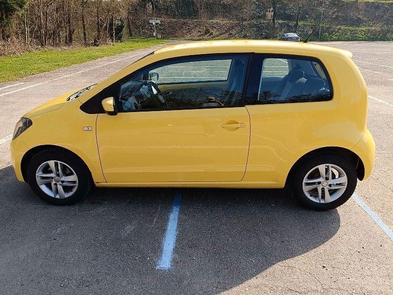 Second-hand Seat Mii Style 60 CP (44 kW) 2012 Galben Hatchback