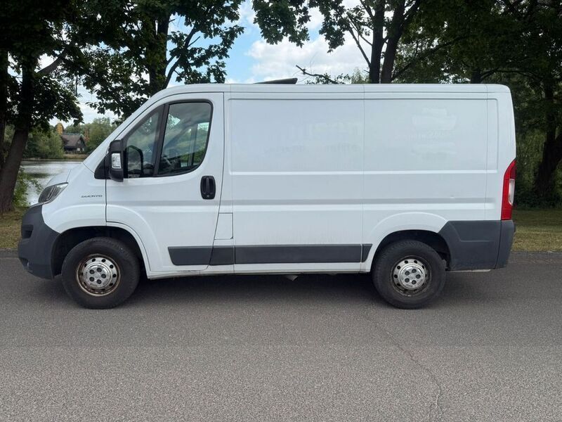 Weiß Gebraucht 2017 Fiat Ducato Van | 8.000 € - Bild 1/4