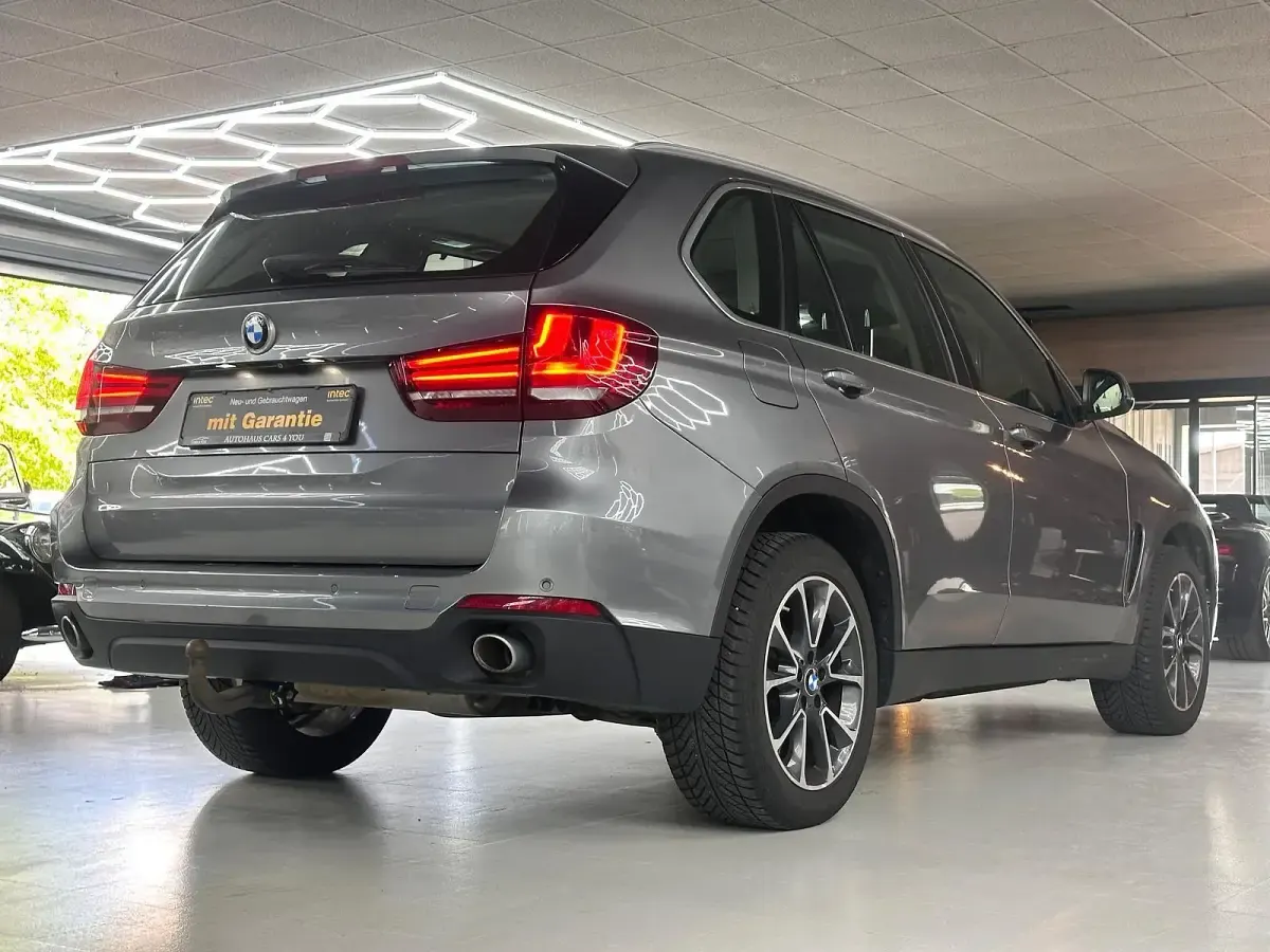 Gebraucht BMW X5 Sport Line 258 PS (189 kW) 2016 Spacegrau metallic SUV