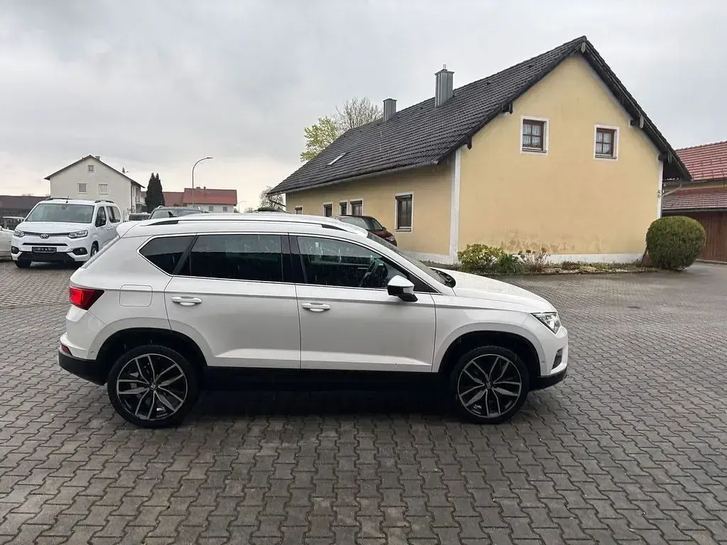Używany Seat Ateca 4Drive 190 KM (139 kW) 2019 Biały SUV