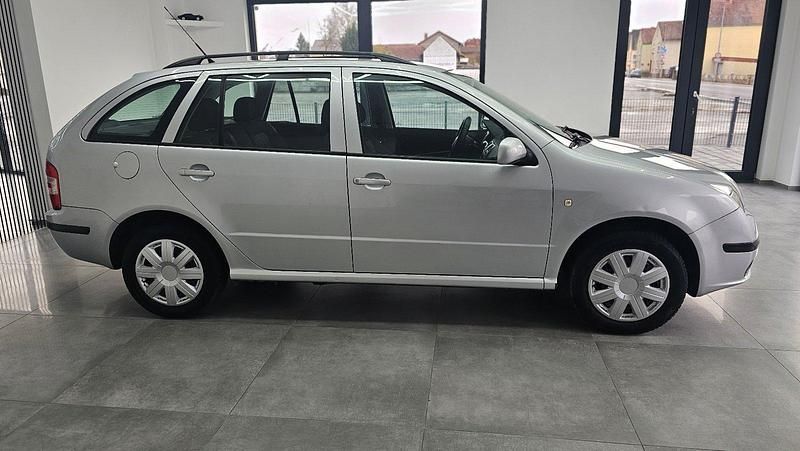Gebraucht Skoda Fabia 80 PS (58 kW) 2008 Silber Kombi