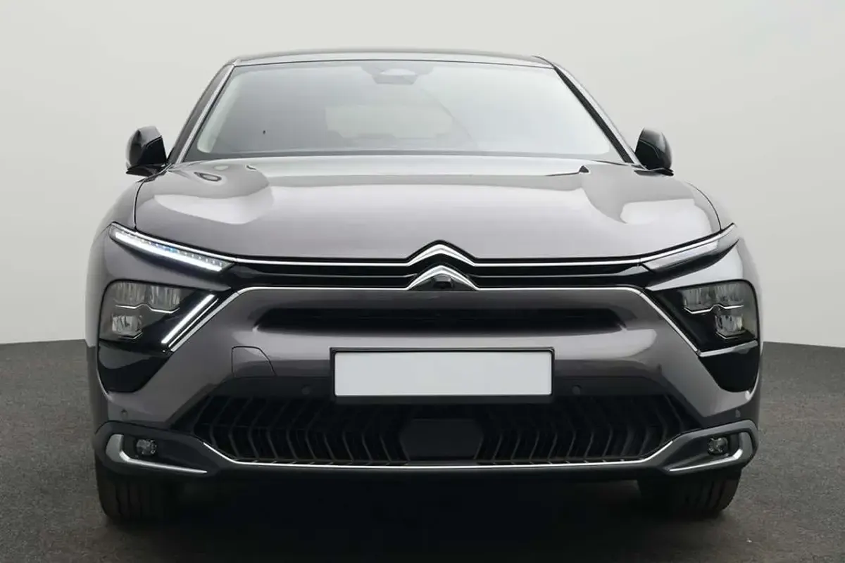 Gebraucht Citroën C5 X 224 PS (164 kW) 2025 Platingrau metallic Kombi