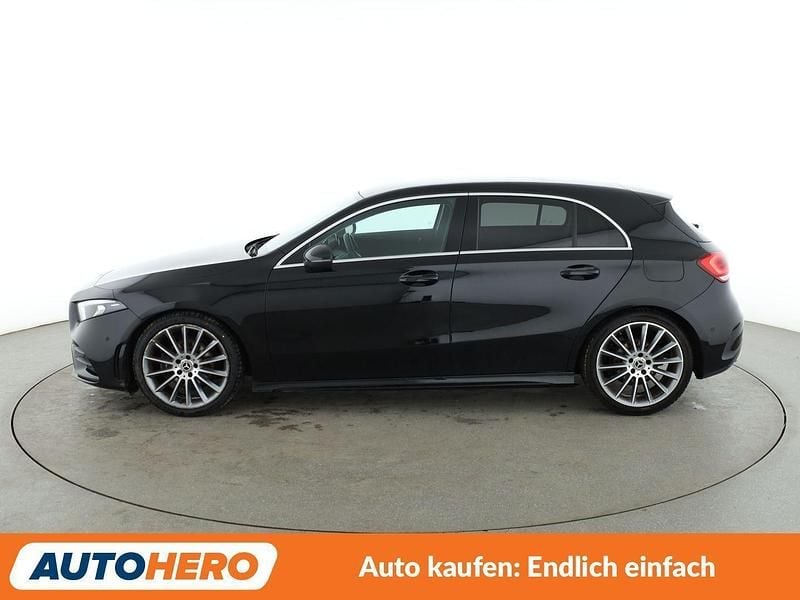 Gebraucht Mercedes A180 AMG line 136 PS (100 kW) 2019 Schwarz Limousine