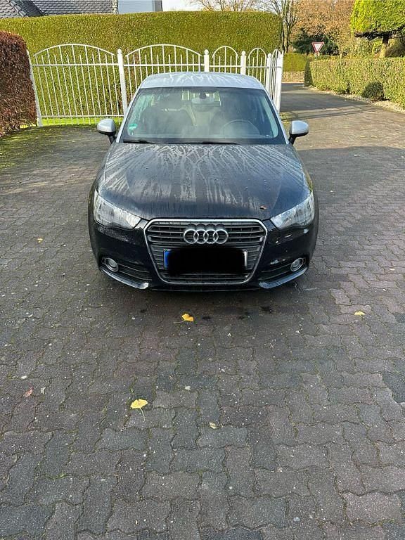 Schwarz Gebraucht 2013 Audi A1 Sportback Ambition Kleinwagen | 9.999 € (Guter Preis) - Bild 1/4