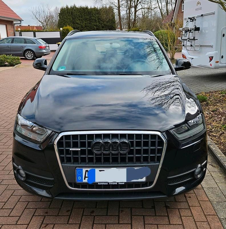 Schwarz Gebraucht 2013 Audi Q3 SUV | 11.500 € (Guter Preis) - Bild 1/4