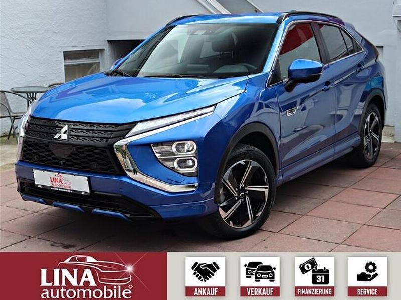 Laserblau Gebraucht 2023 Mitsubishi Eclipse Cross Plus SUV | 22.980 € (Fairer Preis) - Bild 1/4