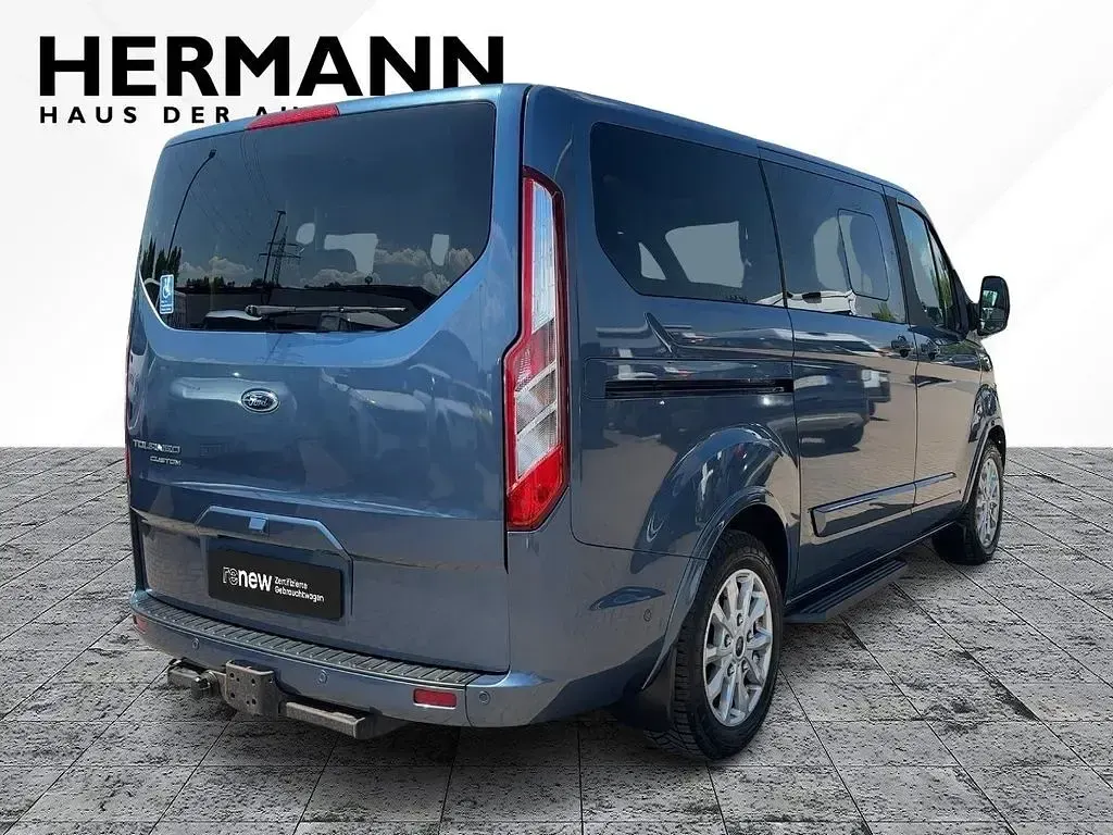 Gebraucht Ford Tourneo Custom Titanium 150 PS (110 kW) 2022 Blau Van