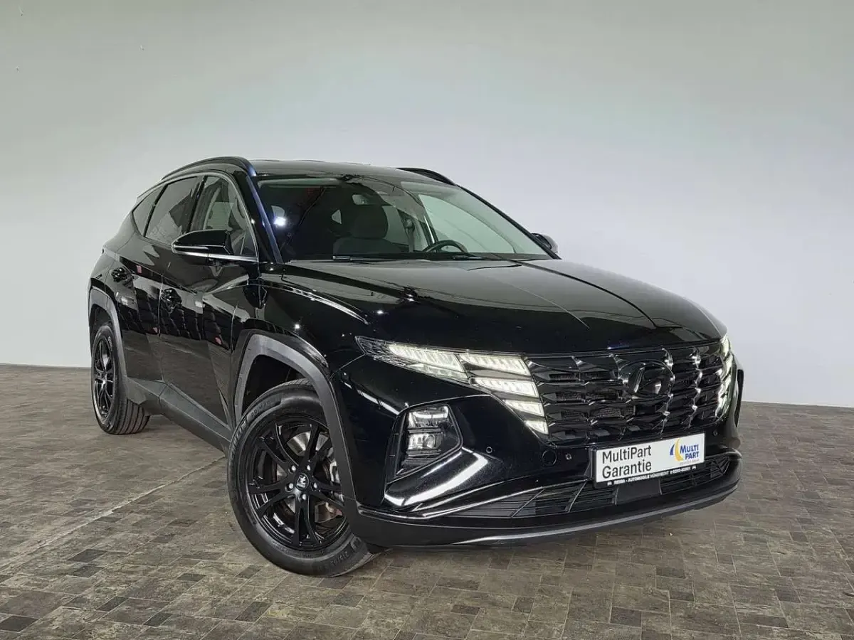 Gebraucht Hyundai Tucson Select 179 PS (131 kW) 2022 Schwarz SUV