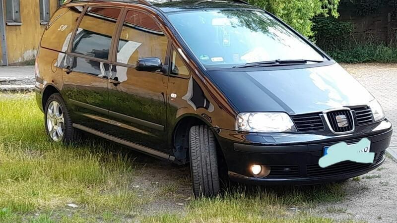 Schwarz Gebraucht 2008 Seat Alhambra Van / Kleinbus | 6.000 € - Bild 1/4