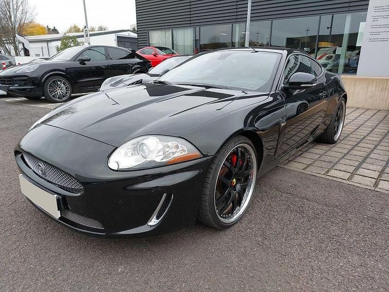 Schwarz Gebraucht 2009 Jaguar XK Portfolio Coupé | 31.990 € (Fairer Preis) - Bild 1/4