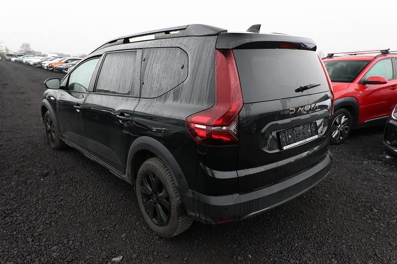 Gebraucht Dacia Jogger Extreme 101 PS (74 kW) 2024 Noir nacre perleffekt Van / Kleinbus
