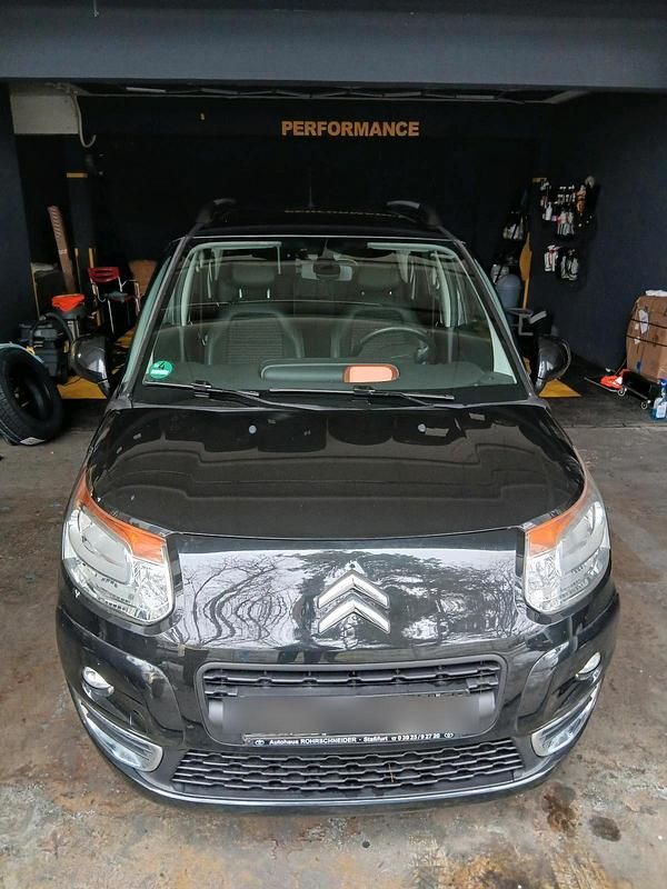 Schwarz Gebraucht 2010 Citroën C3 Picasso Van / Kleinbus | 2.950 € (Etwas zu teuer) - Bild 1/4