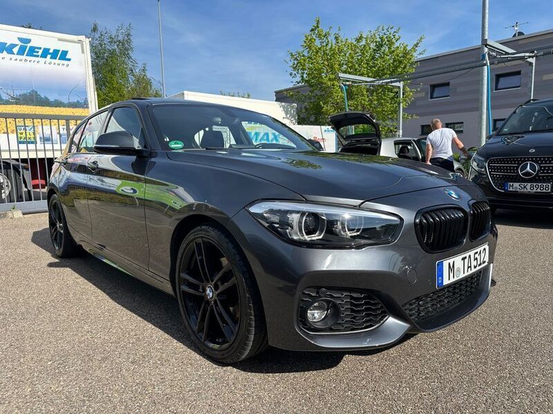 Grau Gebraucht 2017 BMW 118 M Sport Kleinwagen | 19.800 € (Fairer Preis) - Bild 1/4