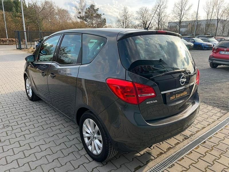 Gebraucht Opel Meriva Active 120 PS (88 kW) 2013 Grau Van / Kleinbus