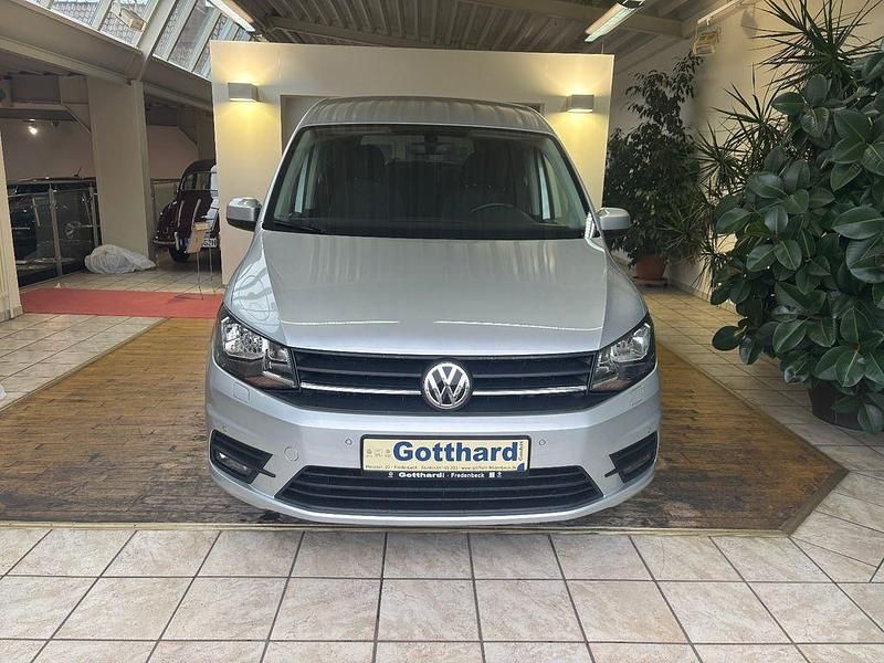 Silber Gebraucht 2016 VW Caddy Trendline Van / Kleinbus | 13.950 € (Fairer Preis) - Bild 1/4