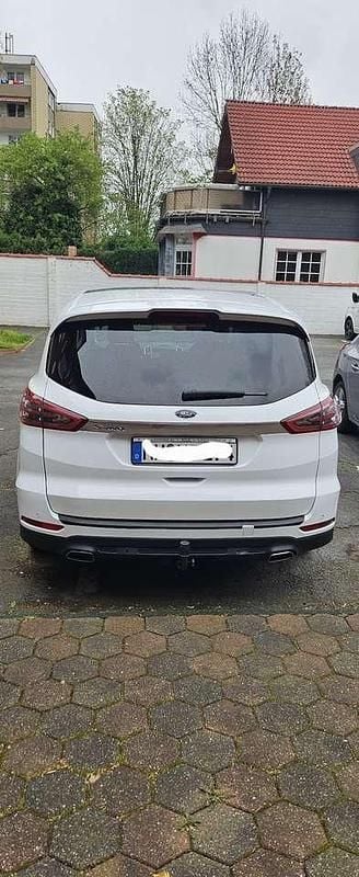 Gebraucht Ford S-MAX Titanium 179 PS (131 kW) 2017 Van / Kleinbus