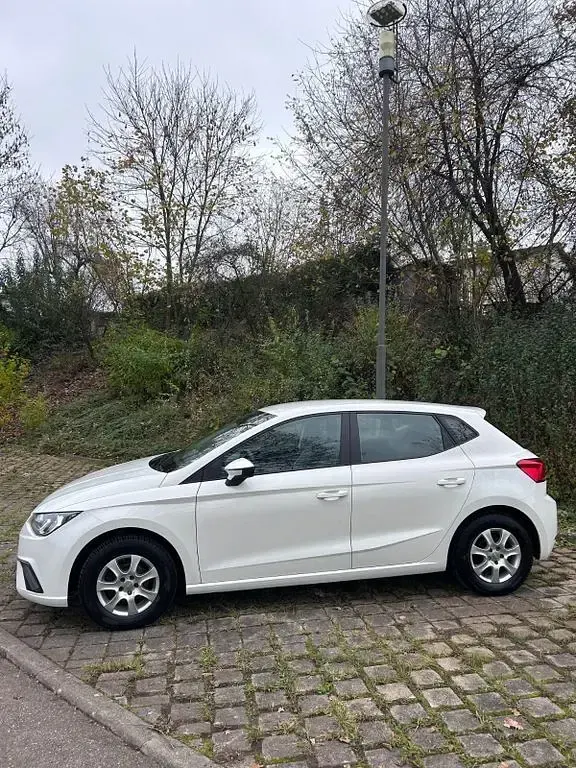 Gebraucht Seat Ibiza Style 95 PS (69 kW) 2017 Weiß Limousine