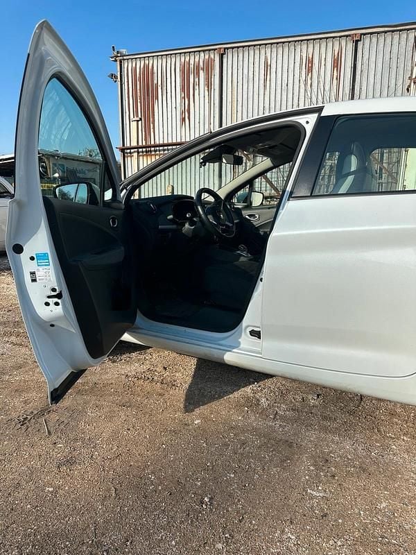 Gebraucht Renault Zoe 50 kW (69 PS) 2020 Weiß Kleinwagen