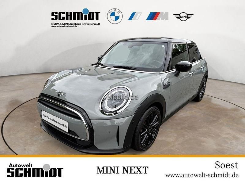 Grau Gebraucht 2022 Mini Cooper Classic Kleinwagen | 25.990 € (Etwas zu teuer) - Bild 1/4
