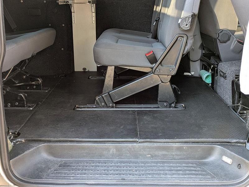 Silber Gebraucht 2013 VW T5 Van | 21.999 € (Fairer Preis) - Bild 1/4