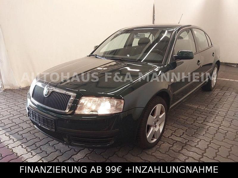 Grün Gebraucht 2002 Skoda Superb Elegance Limousine | 2.290 € (Superpreis) - Bild 1/4