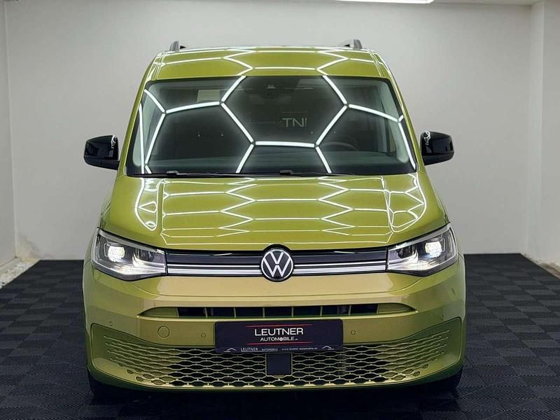 Gebraucht VW Caddy Style 116 PS (85 kW) 2022 Grün Van / Kleinbus