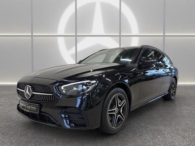 Gebraucht Mercedes E300 AMG 194 PS (142 kW) 2021 Schwarz Kombi
