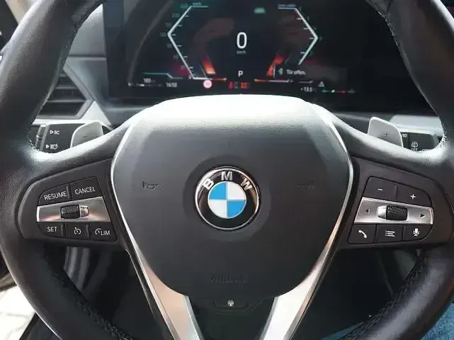 Gebraucht BMW 320 Comfort Edition 190 PS (139 kW) 2022 Schwarz Kombi