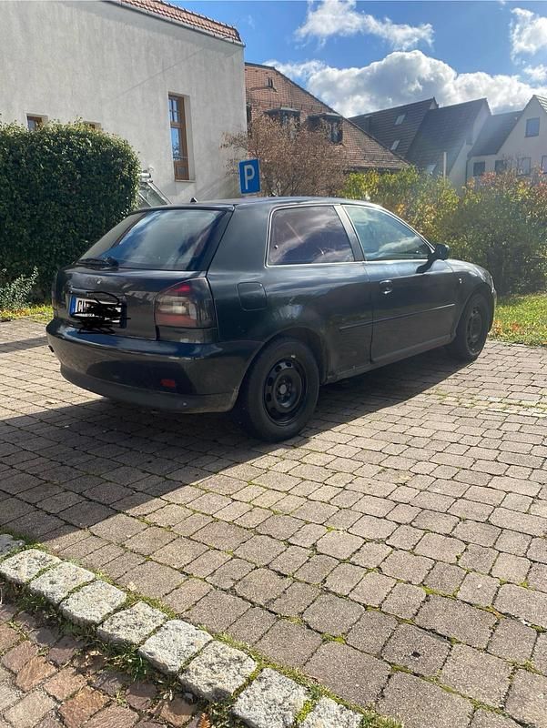 Schwarz Gebraucht 1998 Audi A3 Coupé | 1.600 € (Fairer Preis) - Bild 1/4