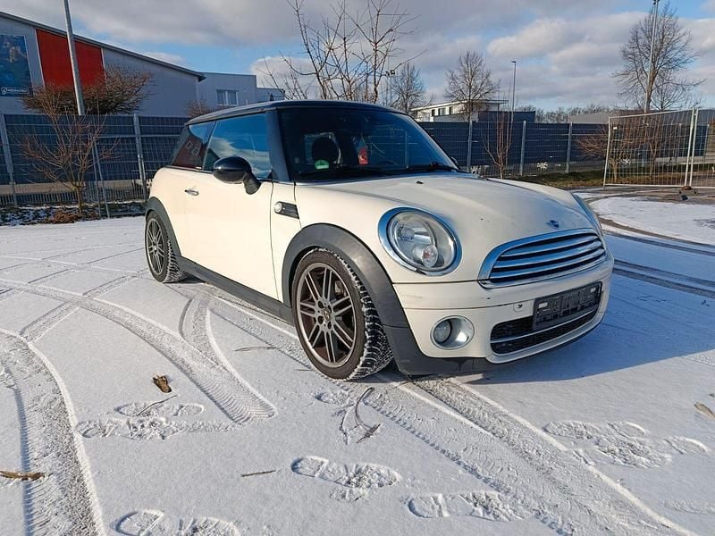 Gebraucht Mini Cooper D 109 PS (80 kW) 2008 Weiß Kleinwagen