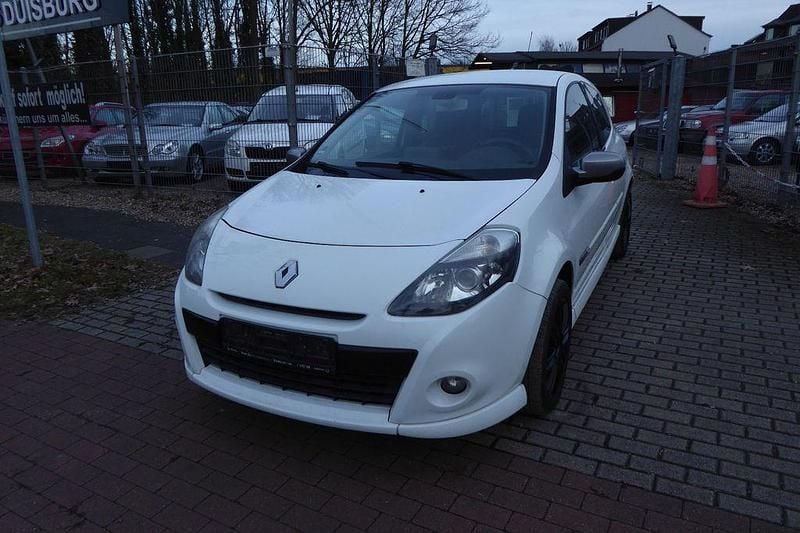 Gebraucht Renault Clio III GT 128 PS (94 kW) 2010 Weiß Kleinwagen