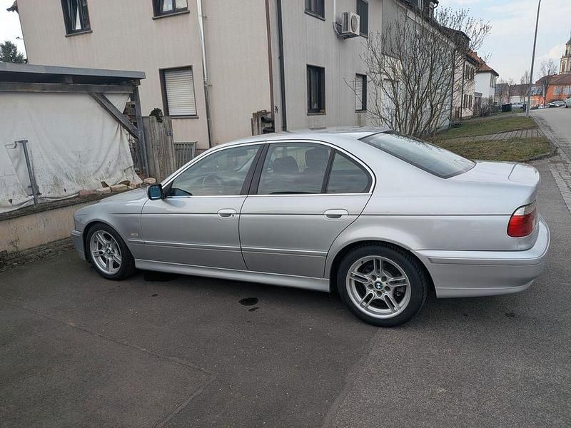 Gebraucht BMW 525 Performance 192 PS (141 kW) 2001 Silber Limousine