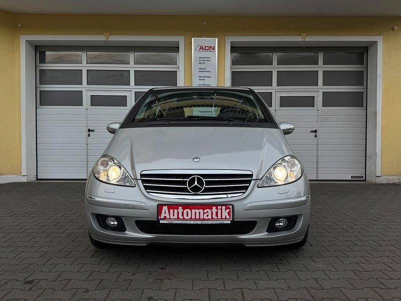 Gebraucht Mercedes A200 140 PS (102 kW) 2008 Silber Limousine