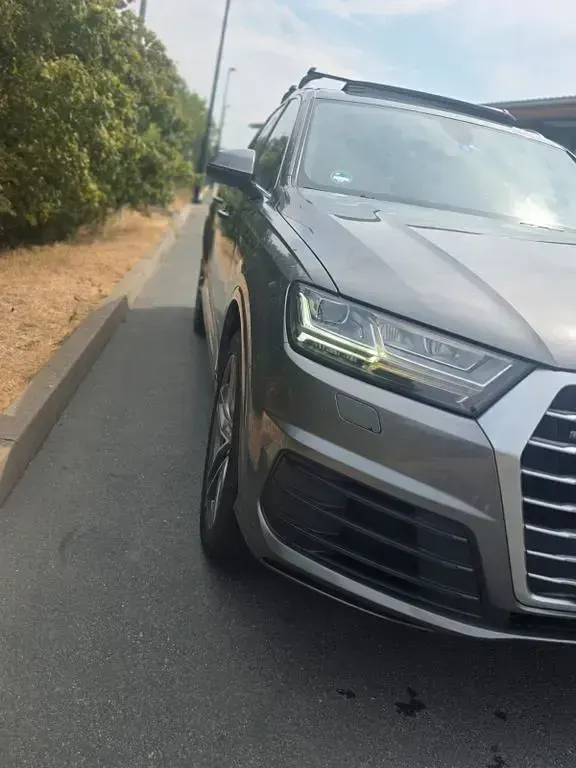 Gebraucht Audi Q7 Ambiente 272 PS (200 kW) 2015 Grau SUV