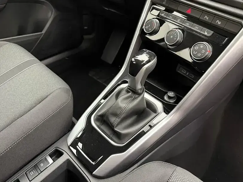 Gebraucht VW T-Roc Life 150 PS (110 kW) 2025 Schwarz SUV