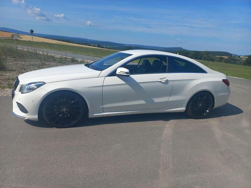 Gebraucht Mercedes E200 184 PS (135 kW) 2013 Weiß Coupé