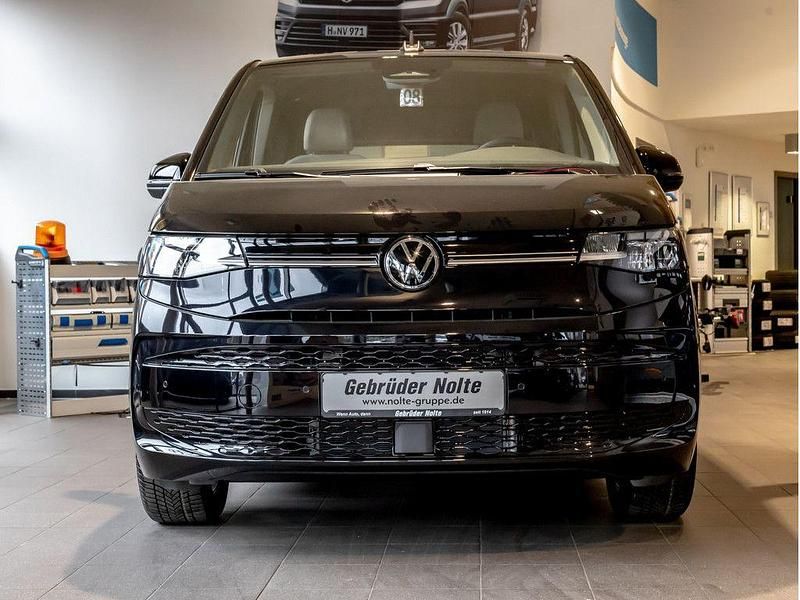 Neu VW Multivan Life 150 PS (110 kW) 2026 Schwarz / Van